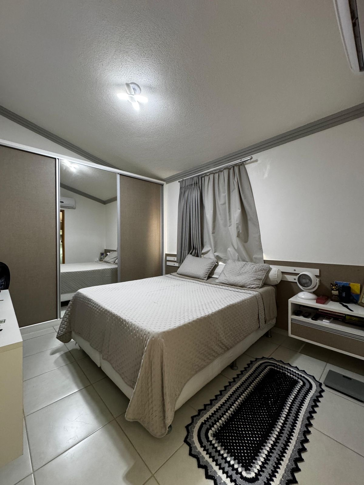 6de1ced0-e6a8-46e6-85f2-9b28ea8f3c05