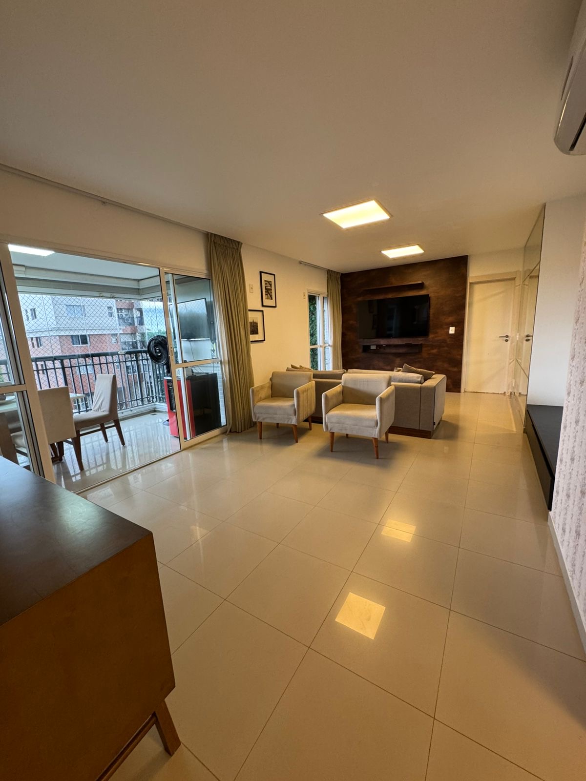 1fc9286f-22f3-4d53-be6d-3587e0501182