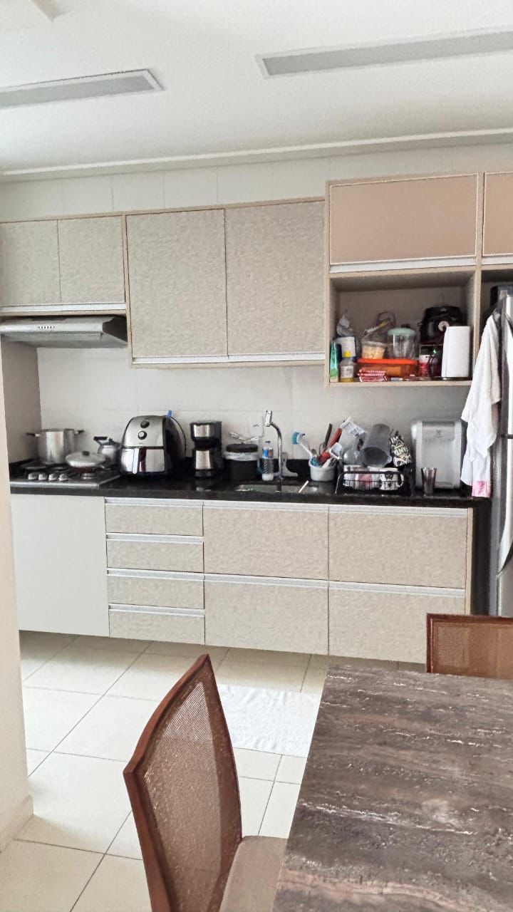 27927321-e365-4b4b-879a-d0fe20845654