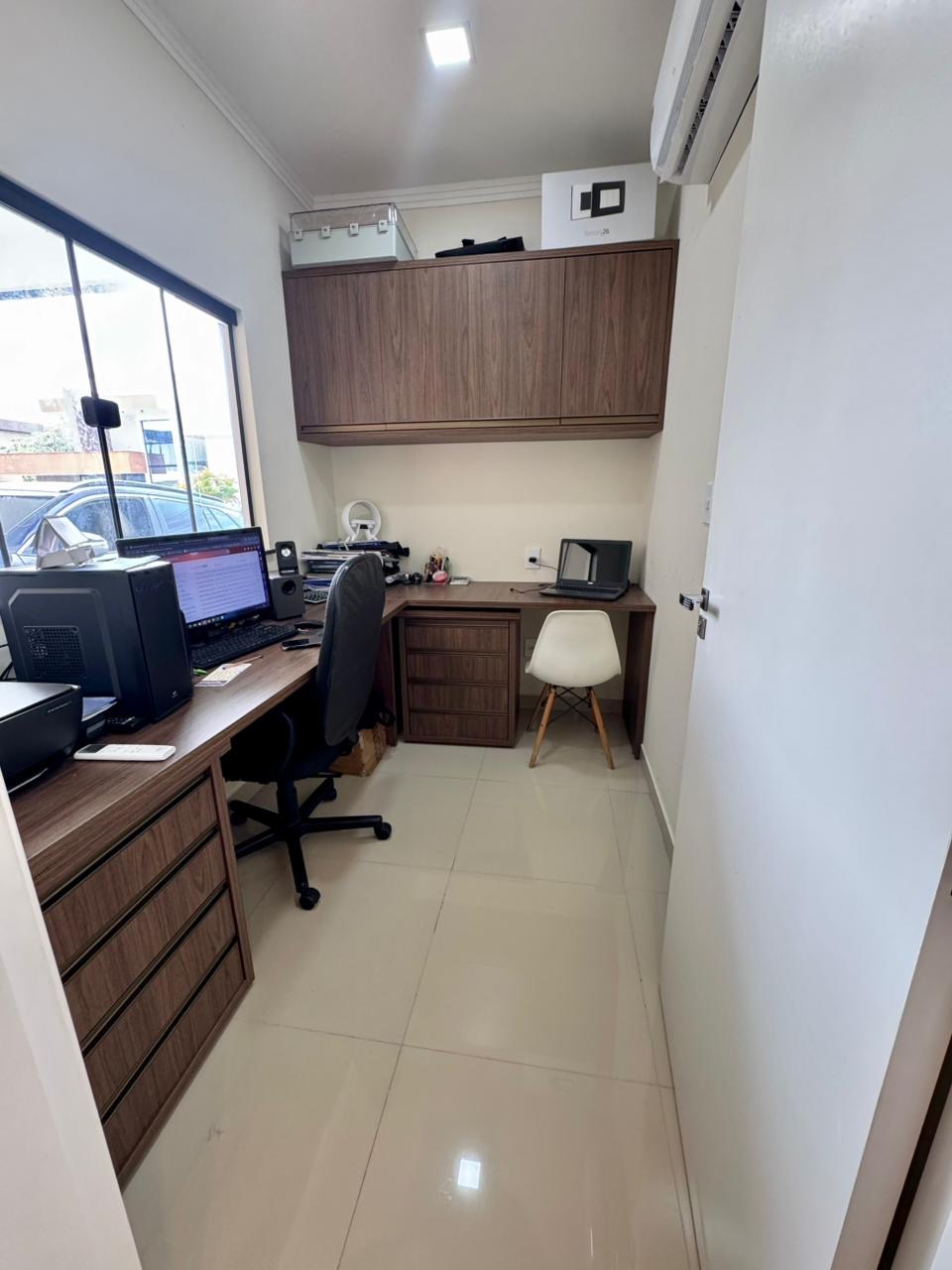 2b76a04b-c603-4d41-a987-b5aee7c076a2