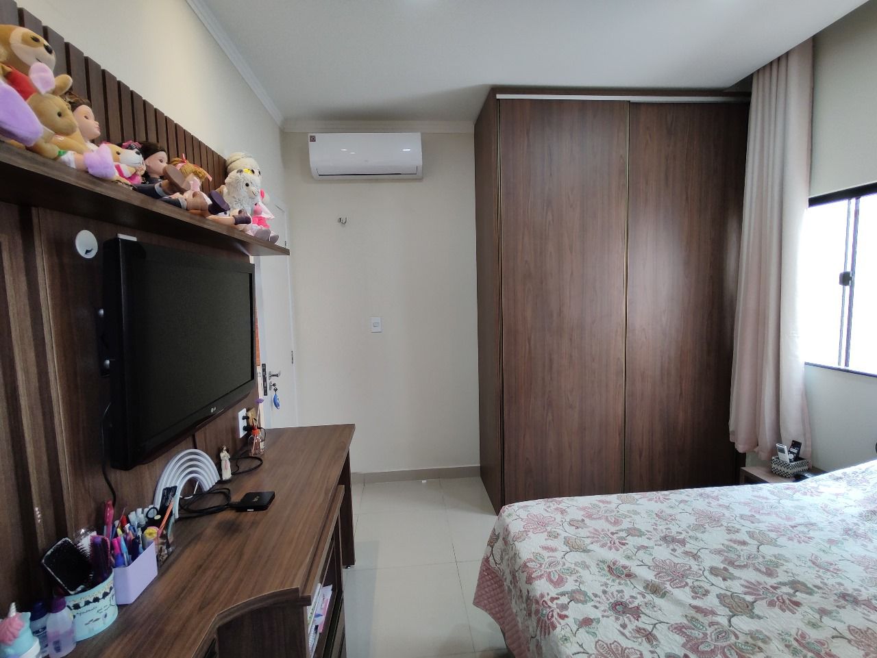 2cbe64ca-ced9-49e3-89e7-95d6b3ec810d