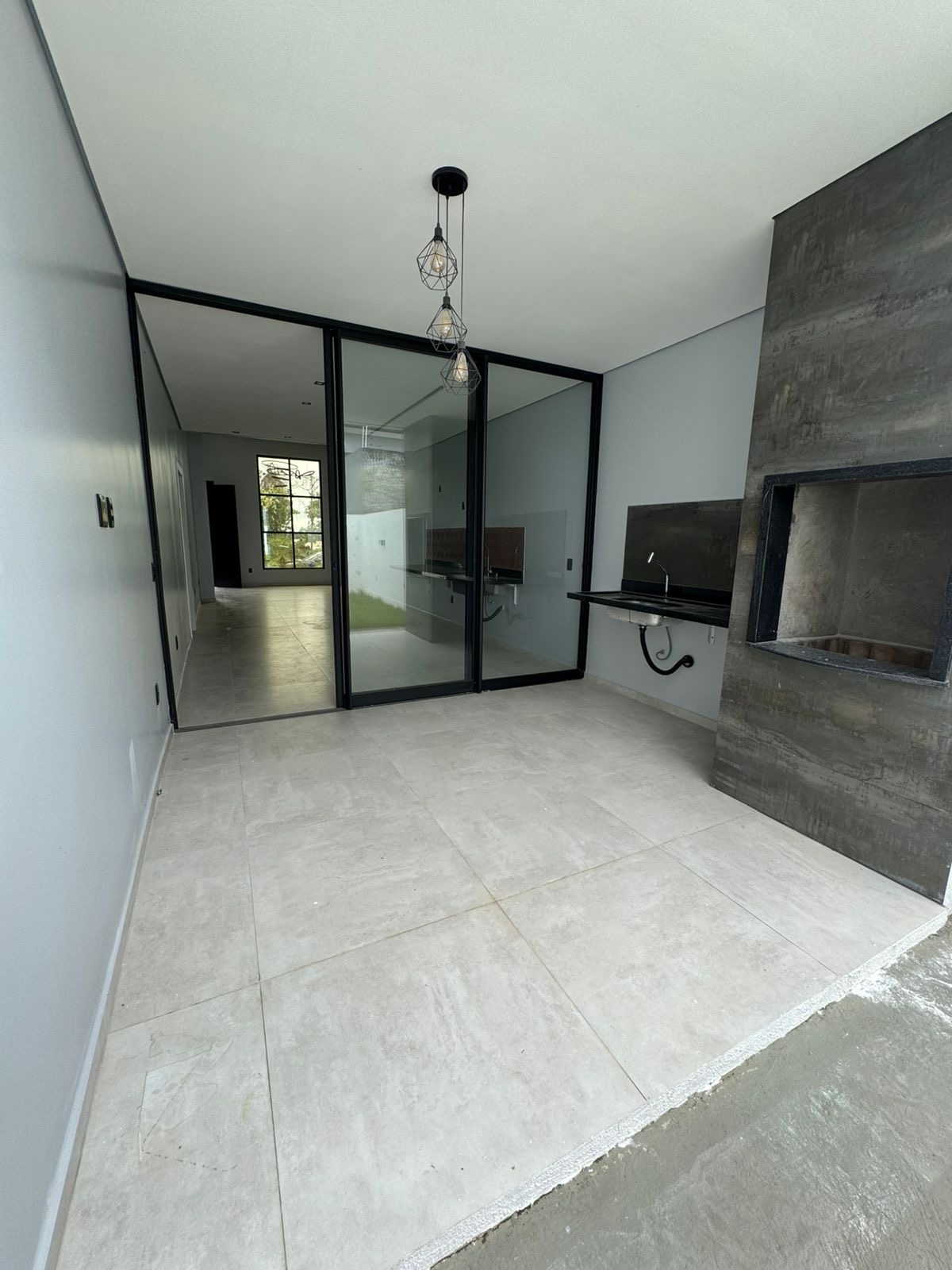 35e365ec-a1a9-49c6-a894-29d982e335dc