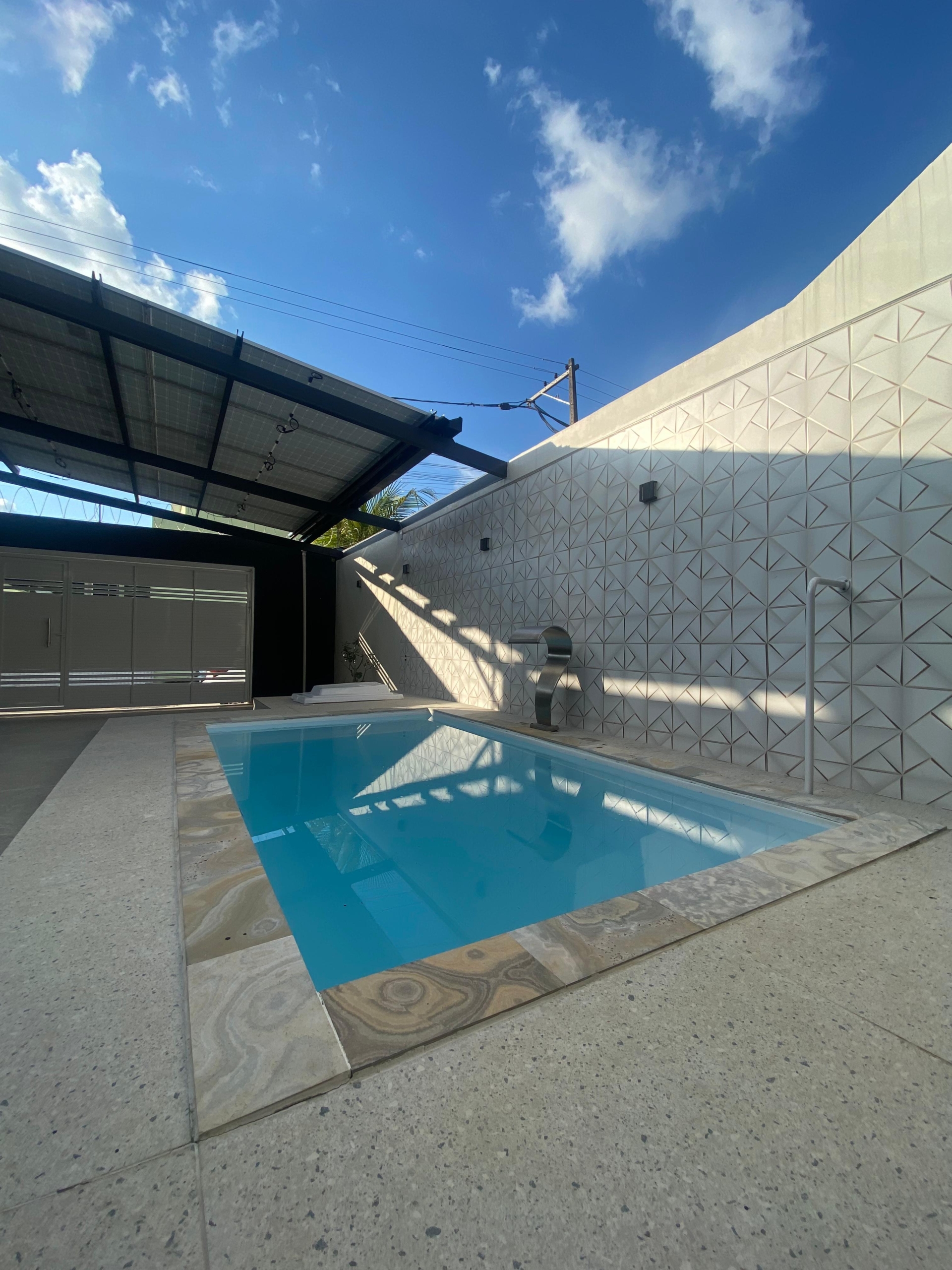 4b86cec0-b362-4807-b14a-970b6887cfd1