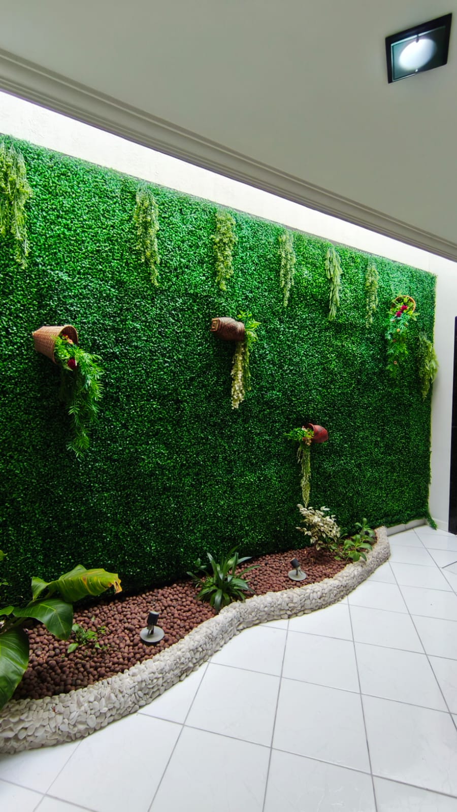 4f67212f-3e73-403b-b0ad-43096355231b