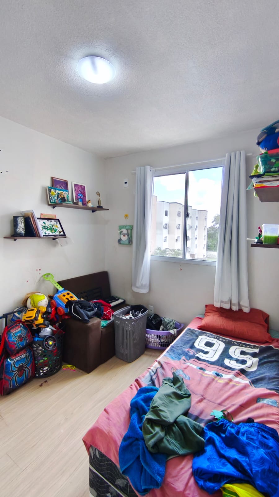 75785280-96c8-4609-a5cb-92f289c782c9