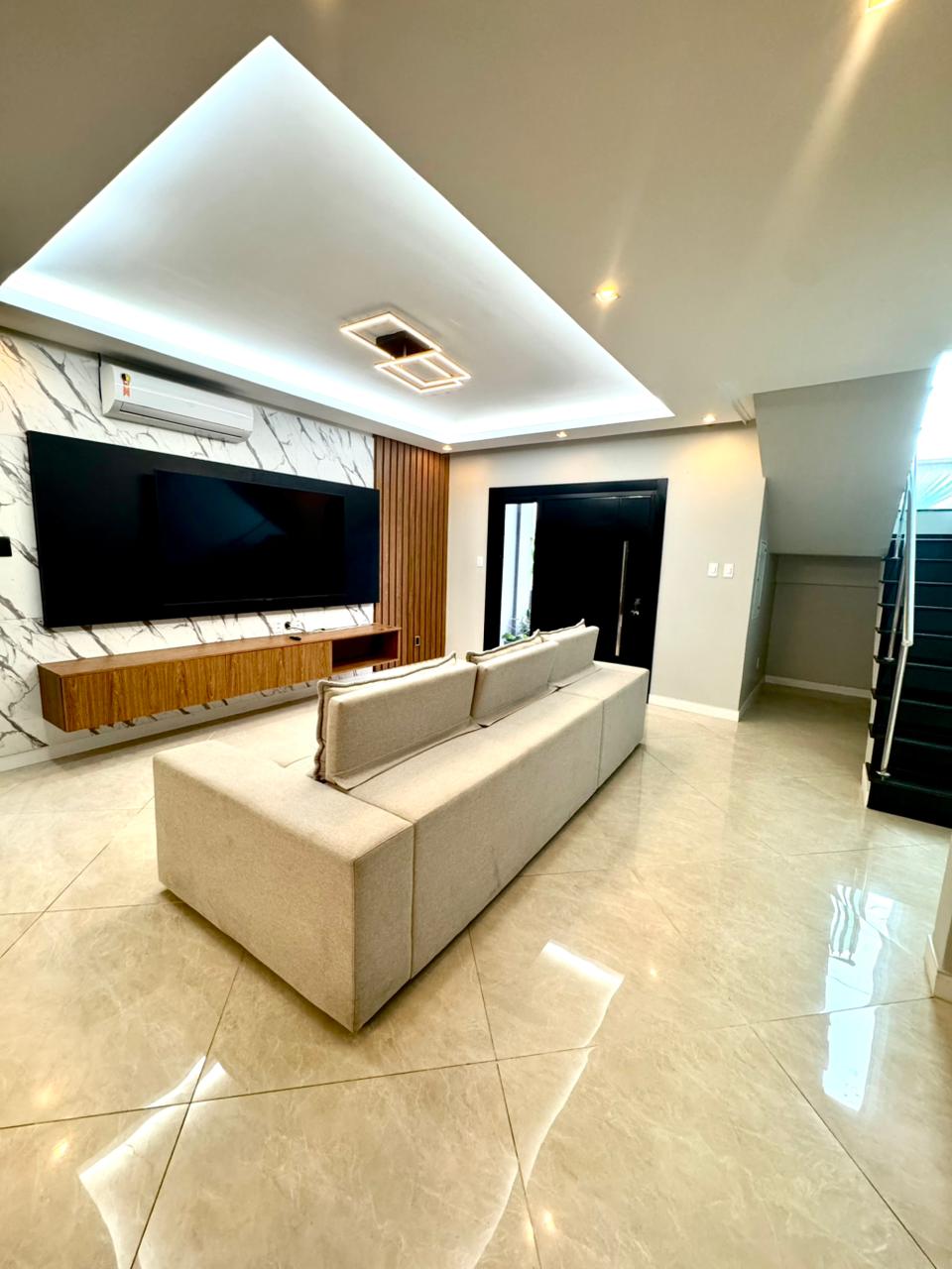 9e89c726-427f-4e2e-8cc4-862e9f731a3f