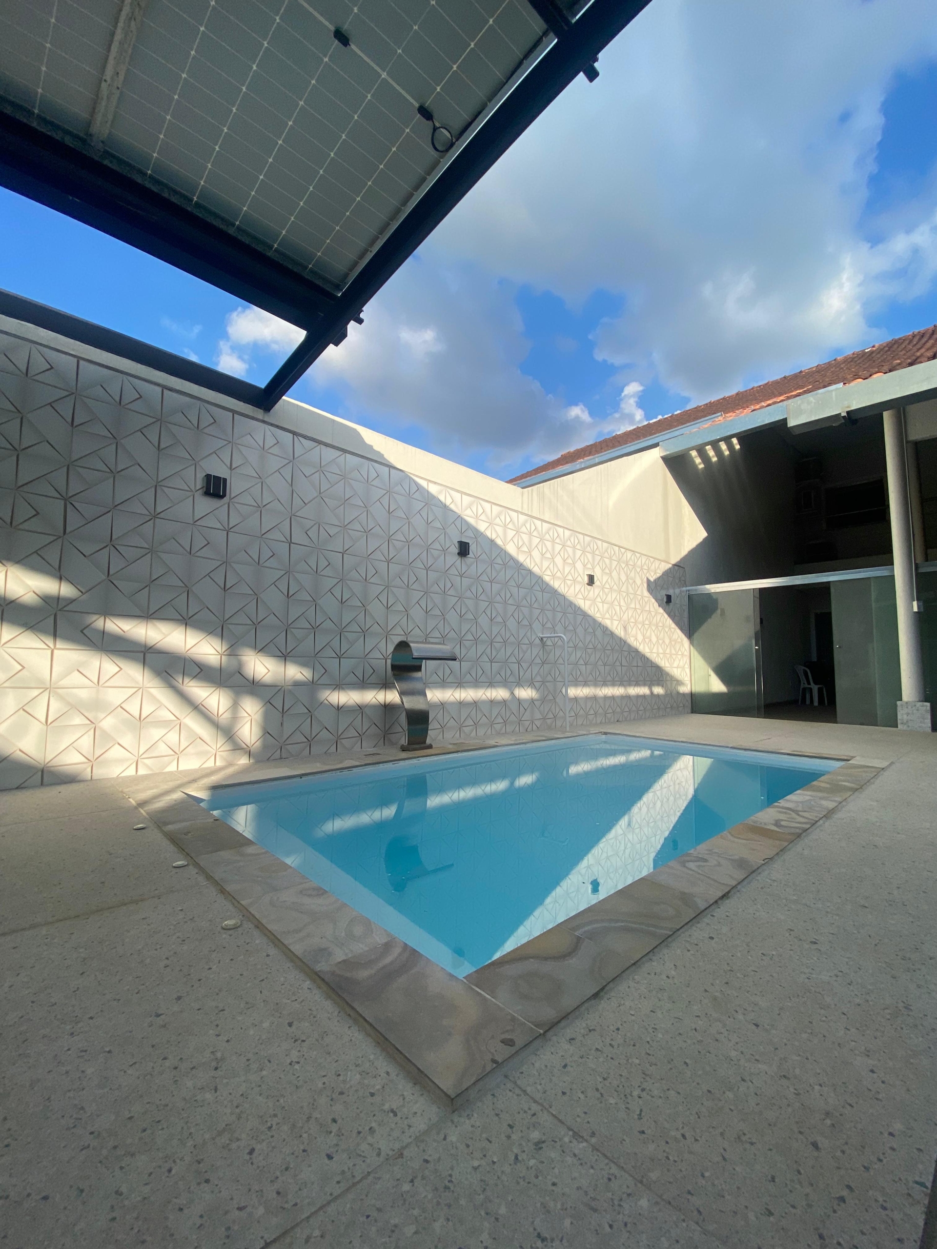 9eda6d8e-7dbd-4c1a-9476-4236f337d1bc