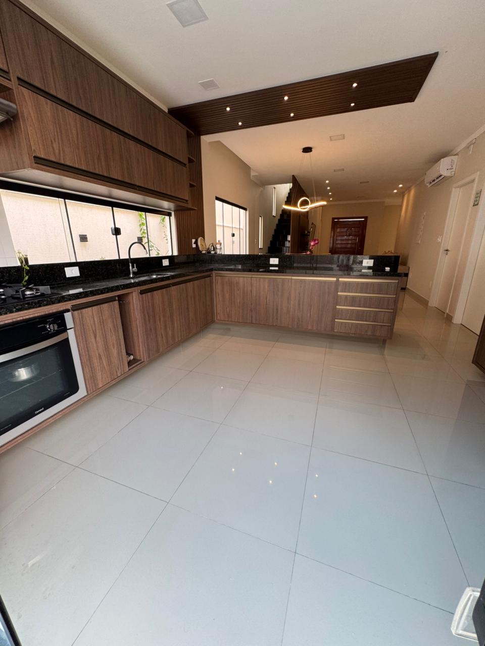 b33bae34-febb-4468-9f87-dadbabf8d1ae