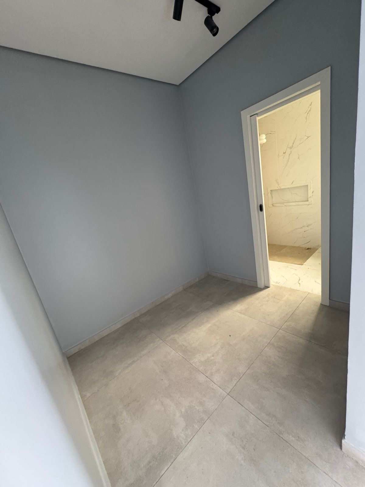 b82a84ee-b388-4a5b-a81c-9ea8c245f1a7