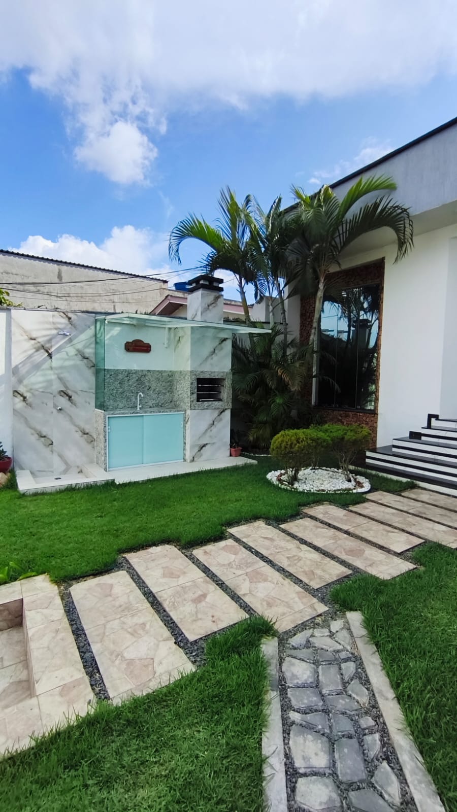 d2c965cb-0cef-45f3-96e5-488e6f2f85a5