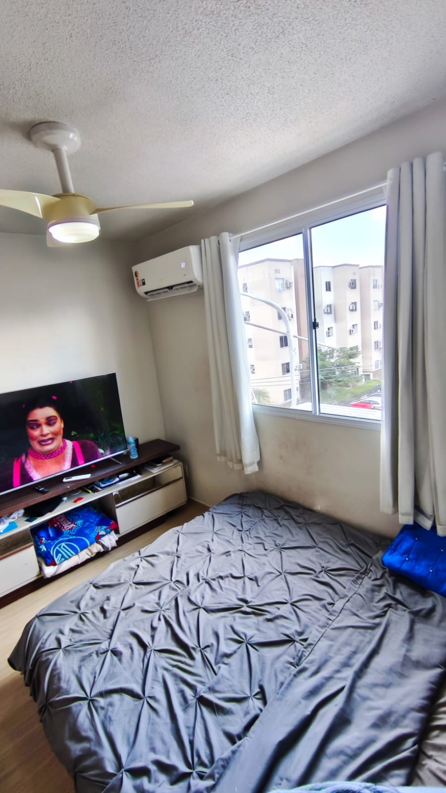 e32a6d81-c4d8-40e0-bc47-96247d03592b