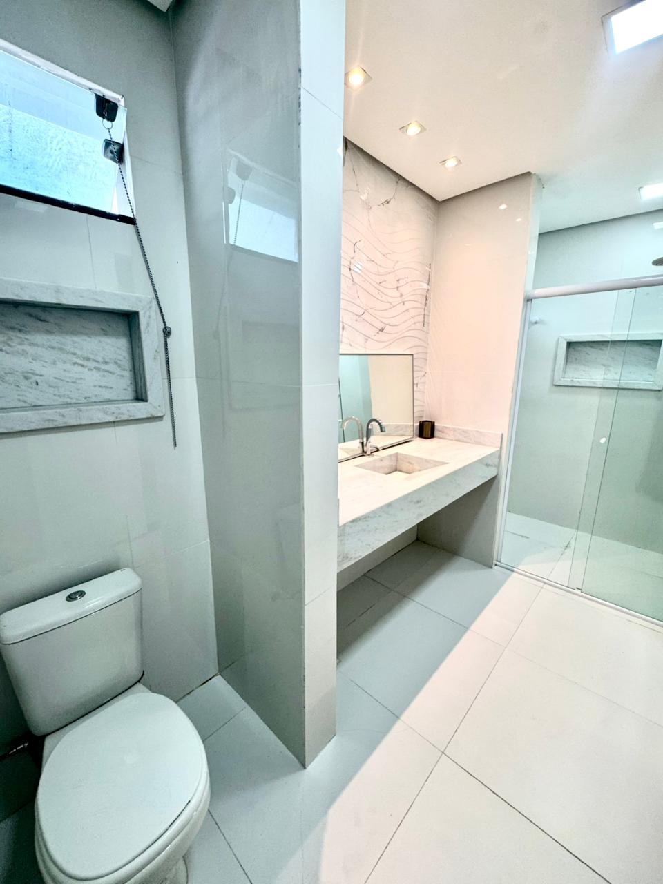 e4806b8e-387b-4747-a48a-e762d707e8a1