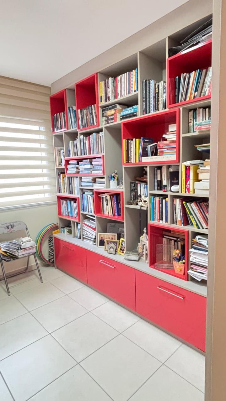 f0b6b4f9-c3bb-4330-ae8a-0d2873598fef